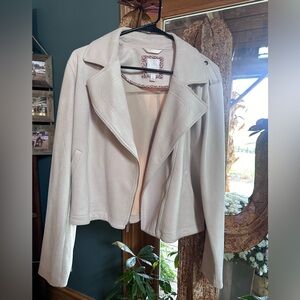 Stylish Lauren Conrad blazer